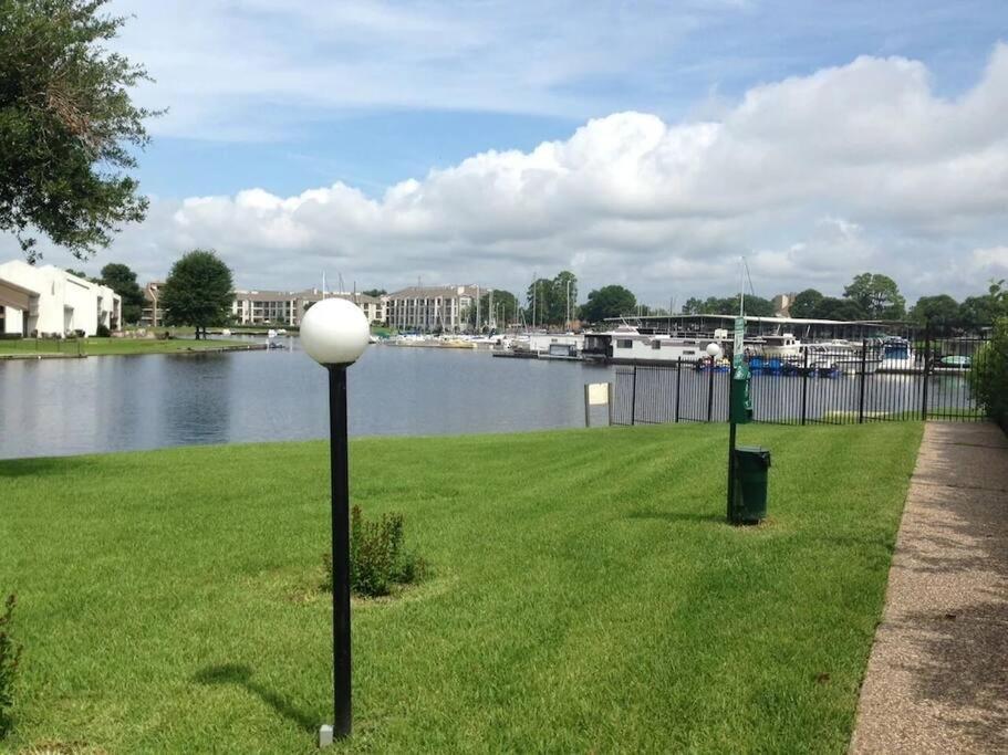 Lakeside Daze! Montgomery Εξωτερικό φωτογραφία