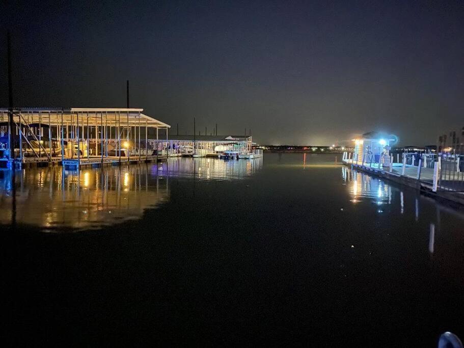 Lakeside Daze! Montgomery Εξωτερικό φωτογραφία