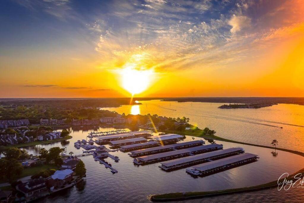 Lakeside Daze! Montgomery Εξωτερικό φωτογραφία